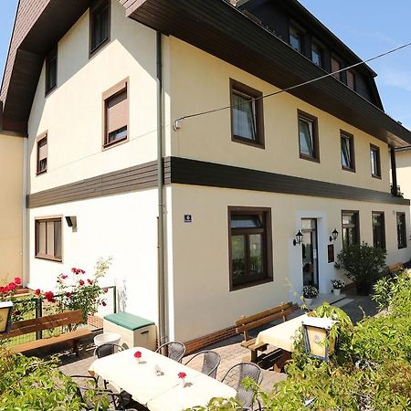 Pension Hofer Villach Exterior photo
