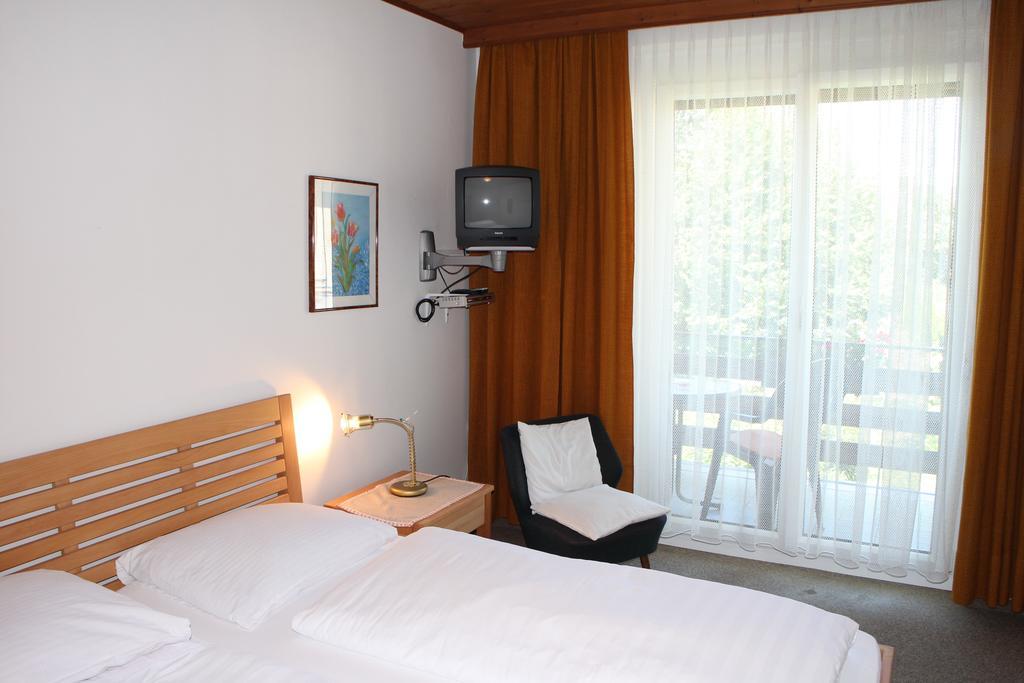 Pension Hofer Villach Exterior photo