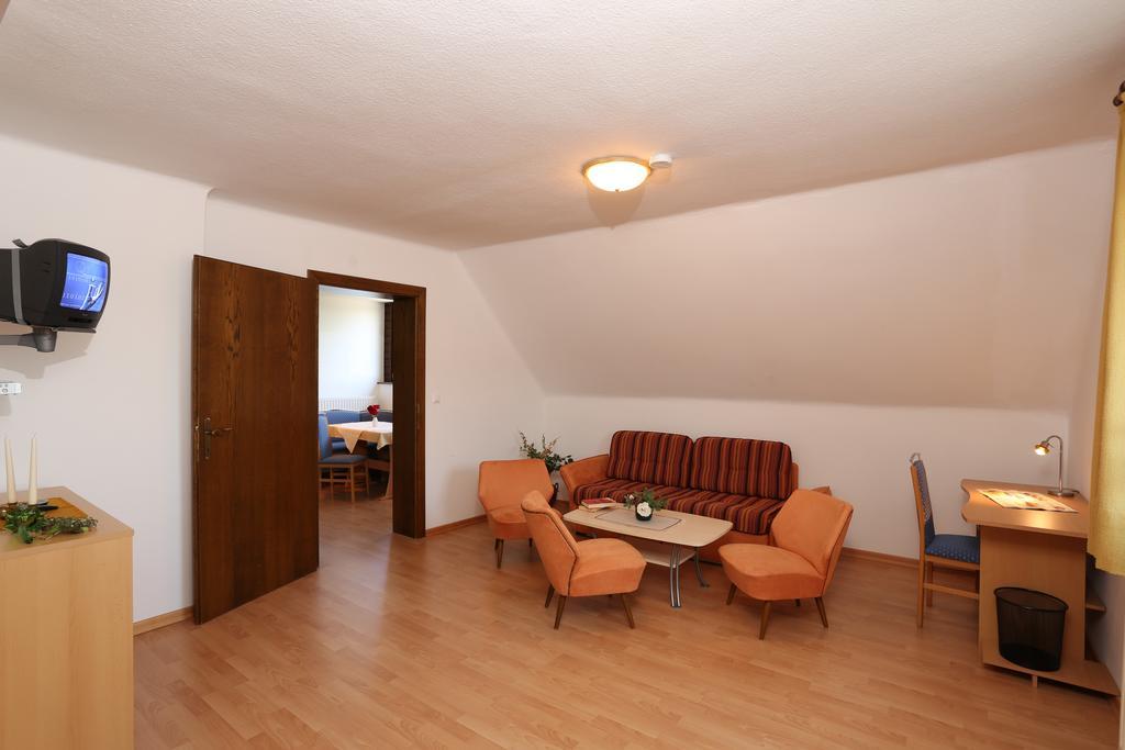 Pension Hofer Villach Room photo